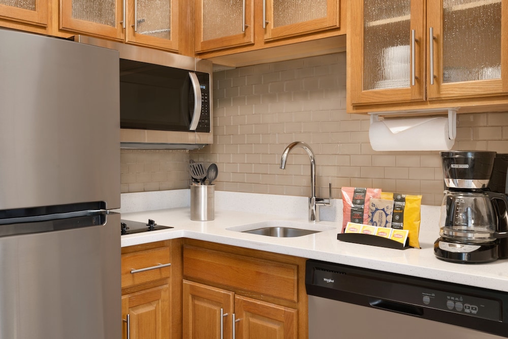Staybridge Suites San Antonio Downtown Conv Ctr by IHG - photo 15