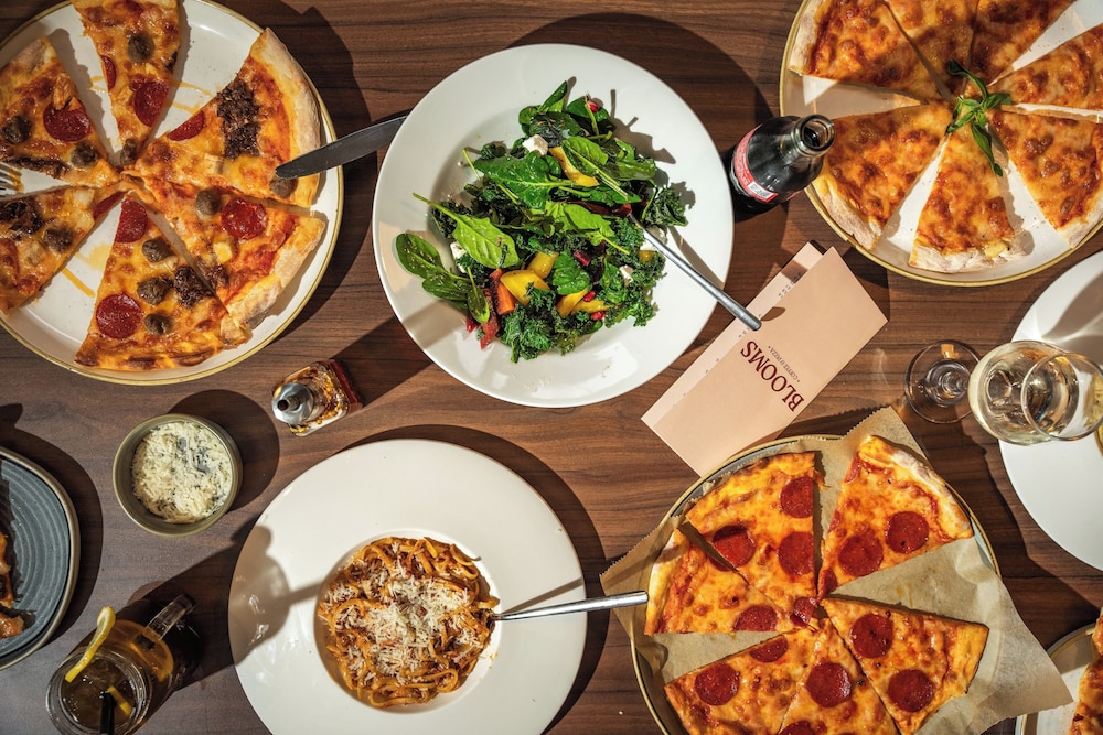 מזון ומשקאות