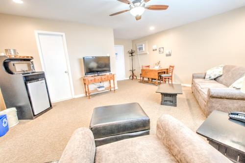 East Shore Lodging - photo 29
