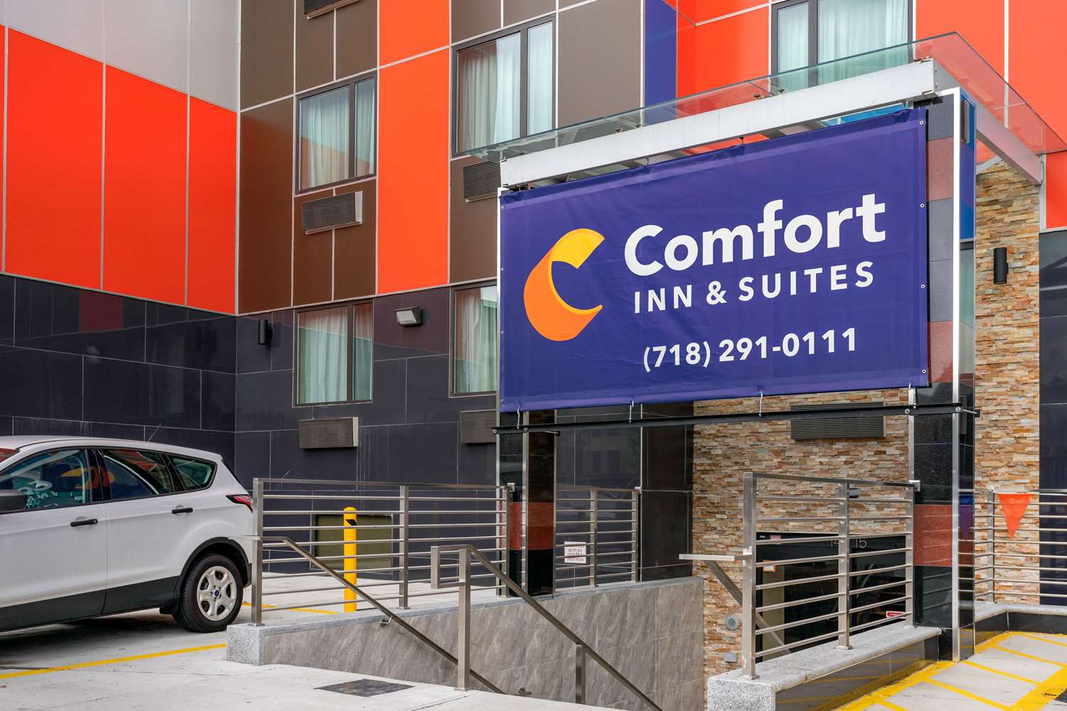 Comfort Inn and Suites Near JFK Air Train - photo 13