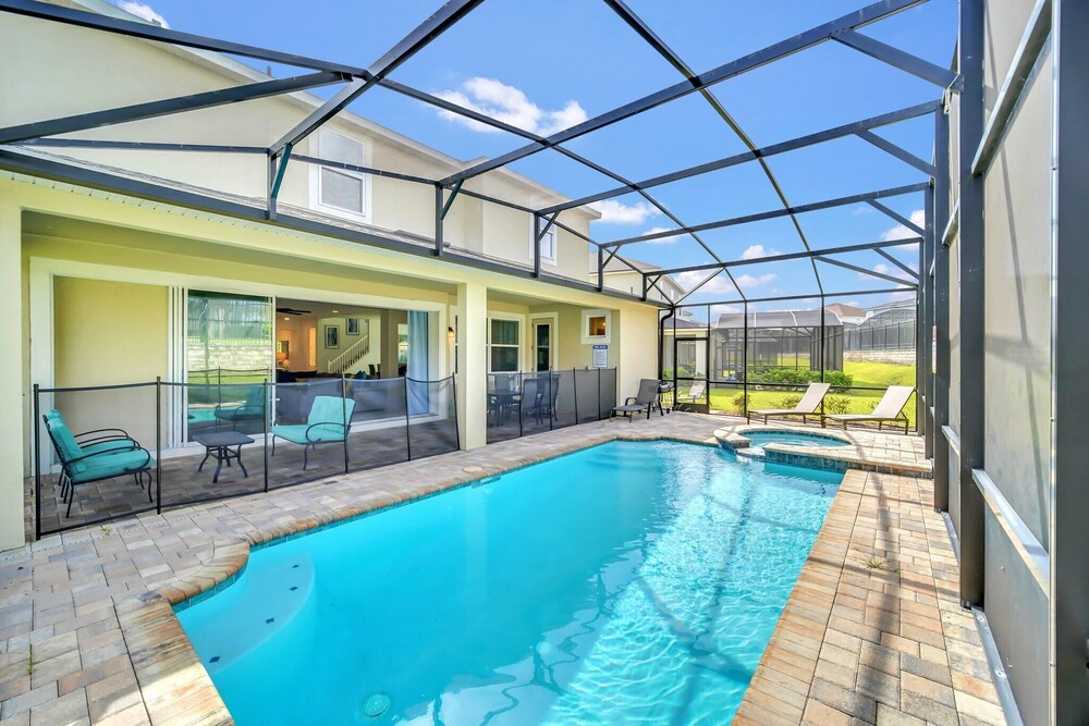 New Decor With Mickey Nemo Tinkerbell & Star Wars Rooms Private Pool and Game Room - photo 47