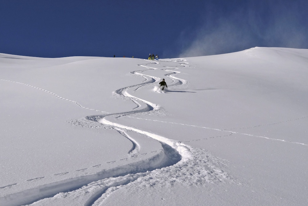 Snow and ski sports