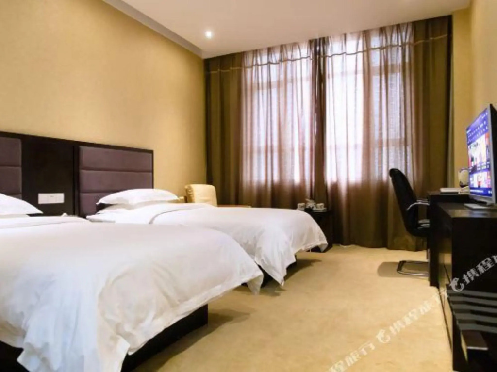 Nuanshan Art Hotel in Xianning, People's Republic of China