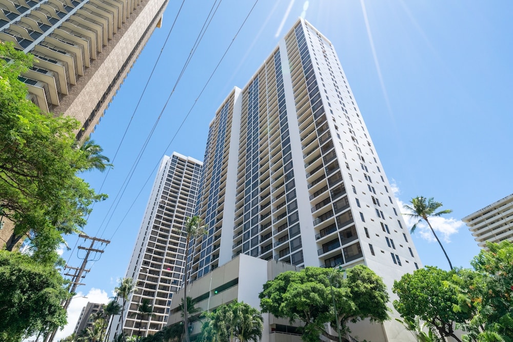 Waikiki Banyan Condo Located One Block From Waikiki Beach by Koko Resort Vacation Rentals - photo 158