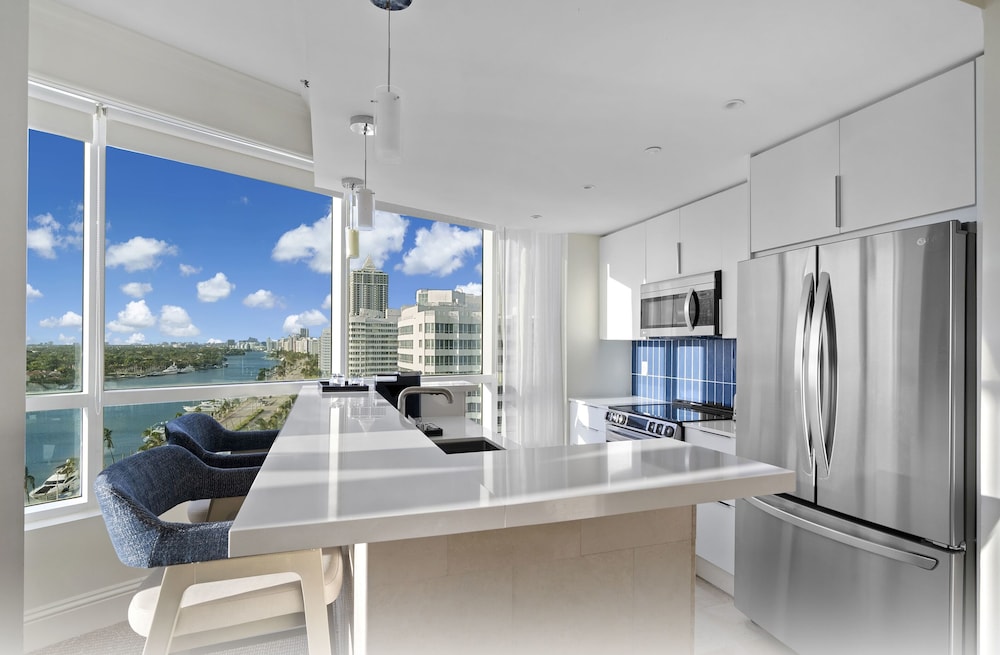 Fontainebleau Miami Beach Private Luxury Suites - photo 138