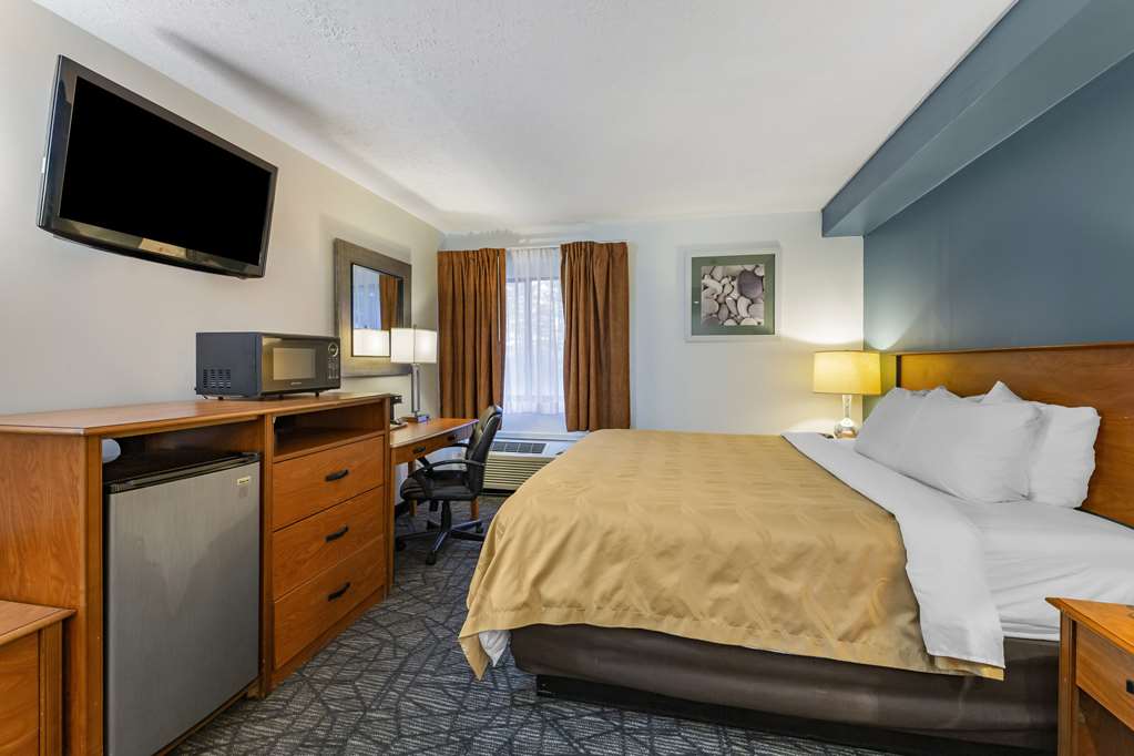 Quality Inn Austintown Youngstown West - photo 22