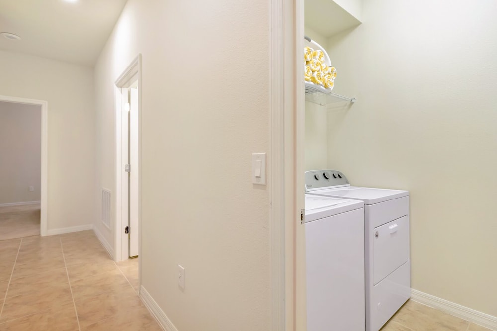 Solterra Resort 7BD Brand New Pool Home #7st565 - photo 29