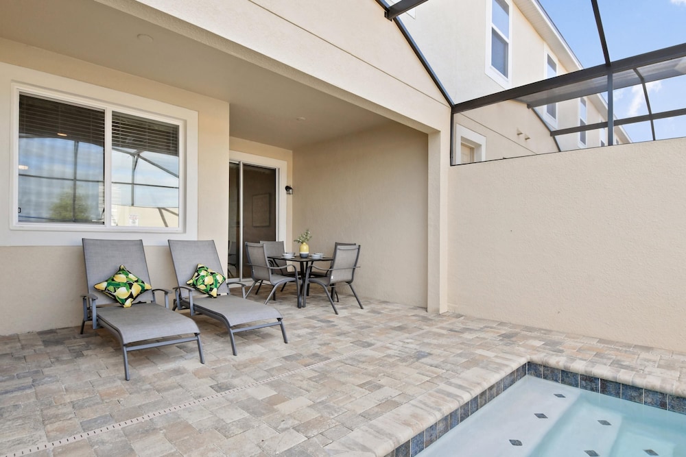Solara Resort Brand New 4 Bed 4 5 Bath Townhome - photo 28