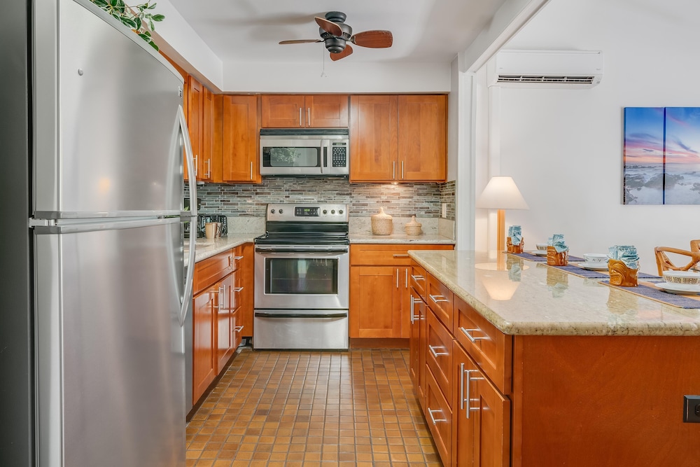 Koa Resort 3J KOA 3J Remodeled 3BD w AC Pool Near Sandy Beach - photo 14