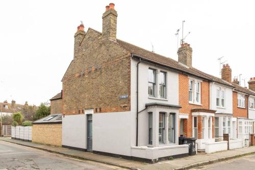 York House — 4-Star Luxury Hotel in Whitstable, United Kingdom