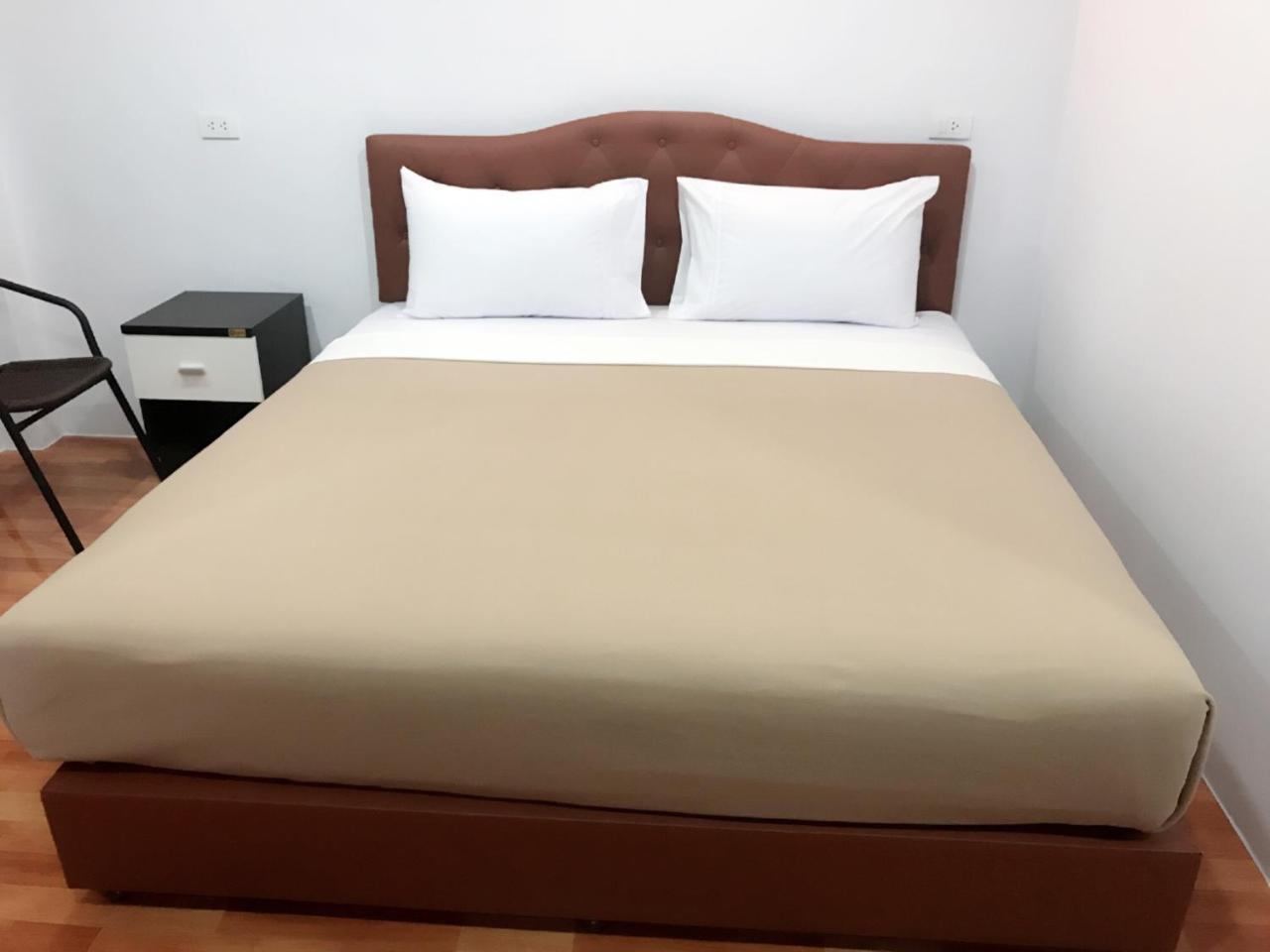 Boodsarin Hotel - last minute hotel in Phuket