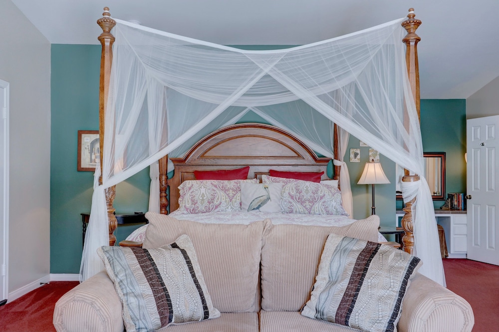 Pelican Cove Inn - photo 106