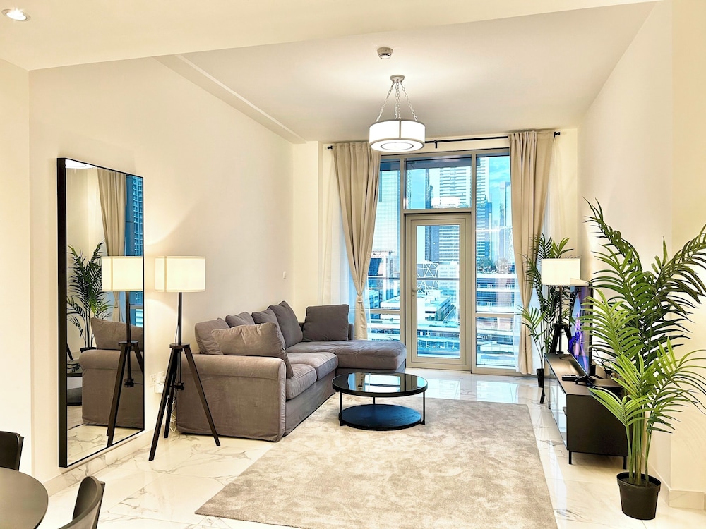 Stunning 1bedroom With Balcony in Al Habtoor City — 4-Star Luxury Hotel in Dubai, United Arab Emirates