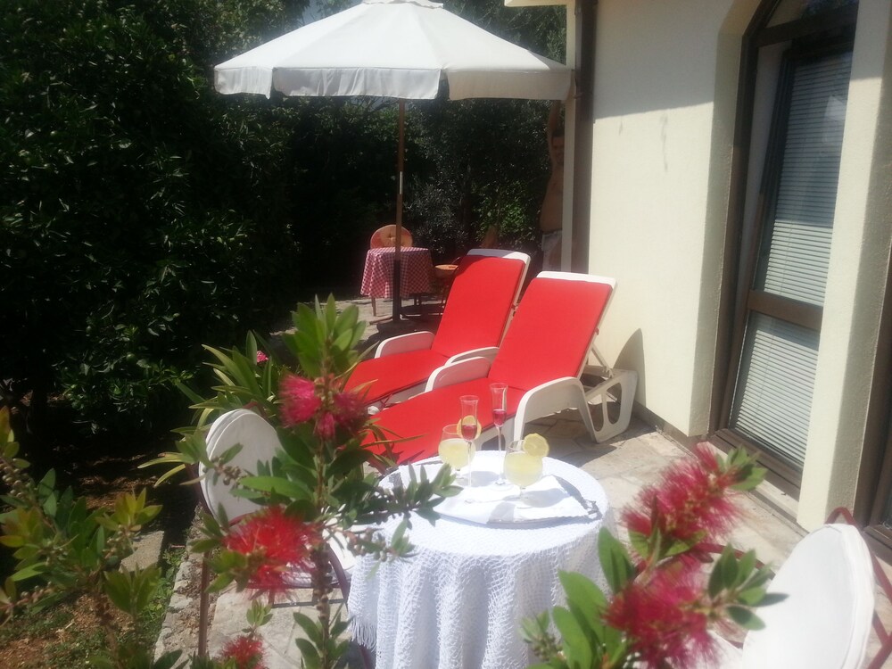 Apartments Herceg Novi — 4-Star Luxury Hotel in Herceg-Novi, Montenegro