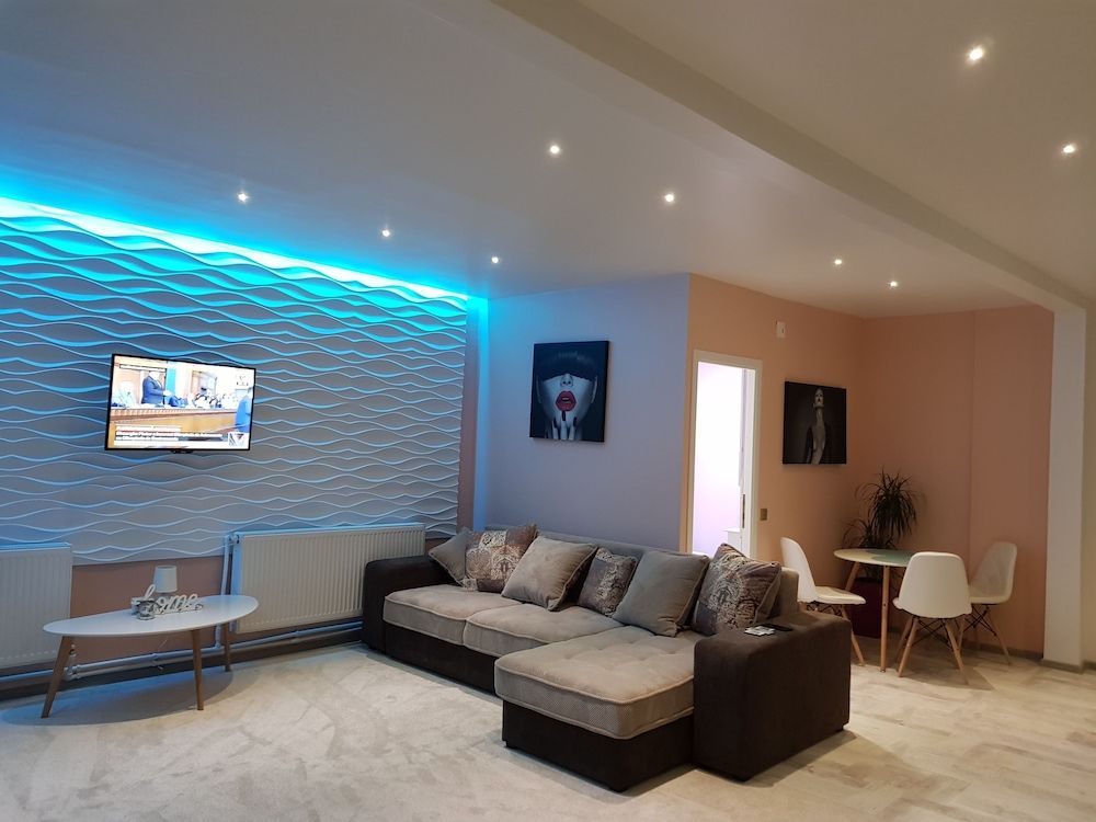 Art Boutique Central in Targu Jiu, Romania