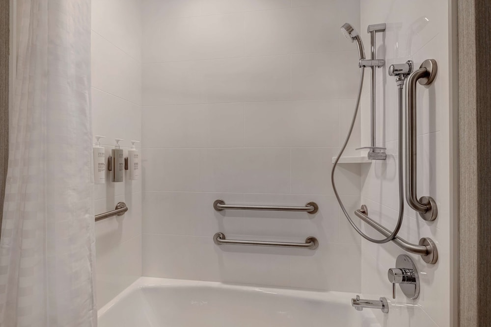 Homewood Suites by Hilton Oak Creek Milwaukee - photo 26