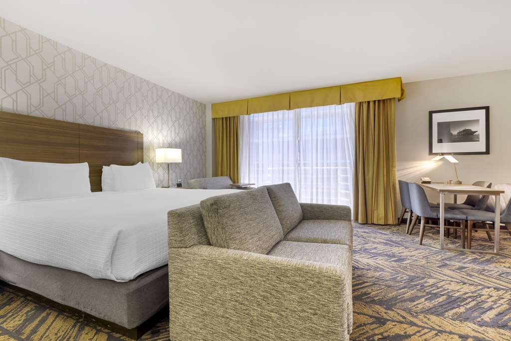 Best Western Plus Bayside Inn - photo 5