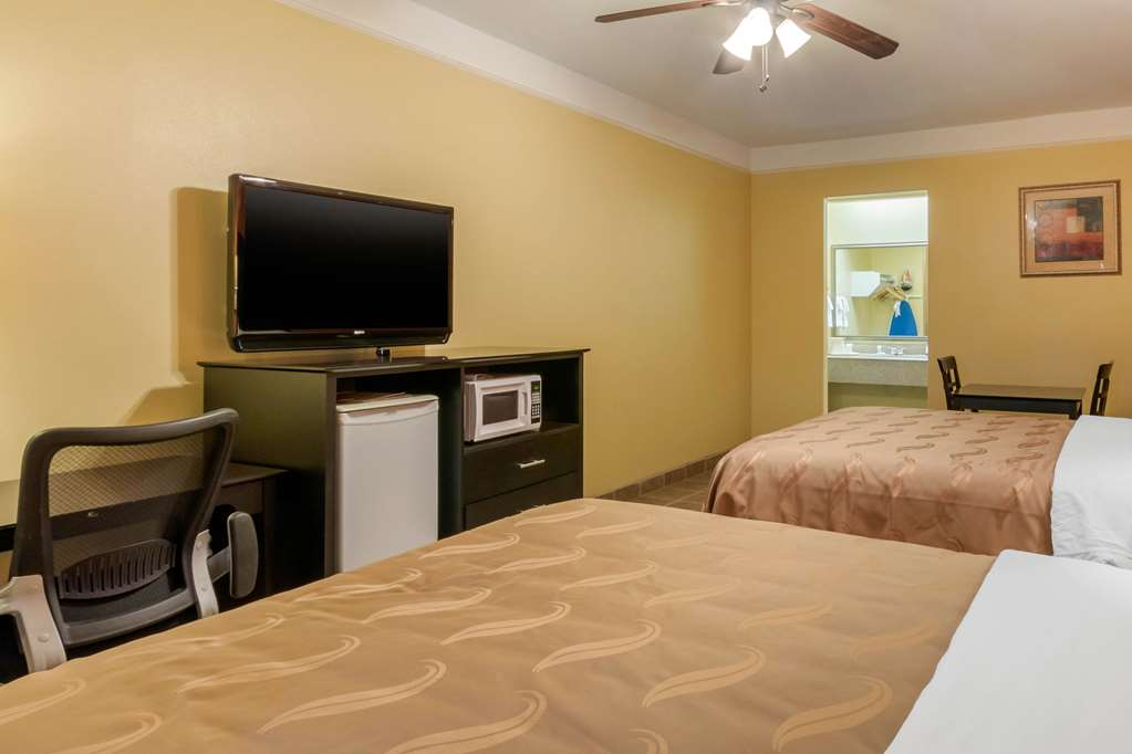 Quality Inn & Suites at The Outlets Mercedes Weslaco - photo 19