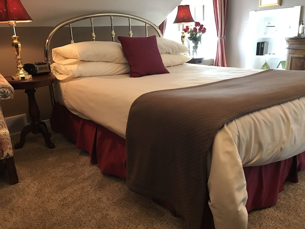 The Belvedere Inn & Restaurant - photo 18