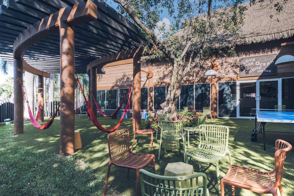 Children's play area - outdoor