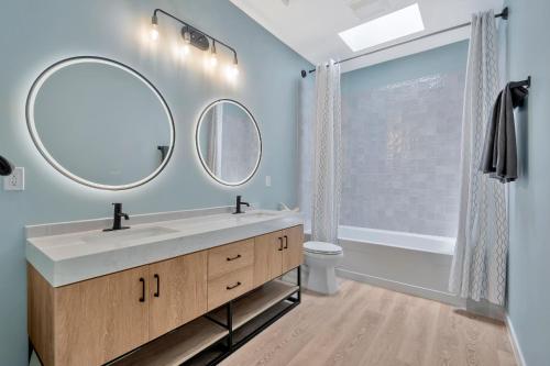 New Beach Pool Home New Industrial Ocean Vibe Hot Tub Pool Views — 4-Star Luxury Hotel in El Segundo, United States