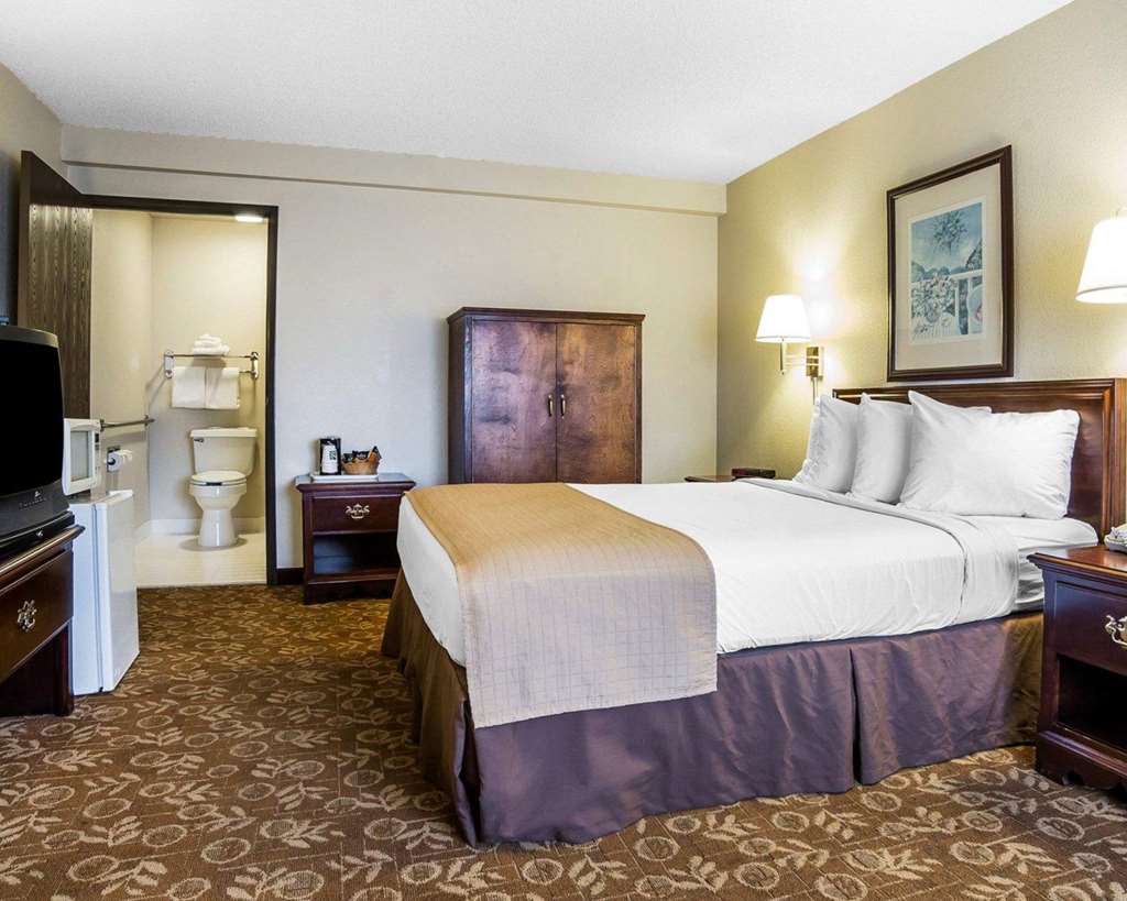 Quality Inn And Suites Minden - photo 11