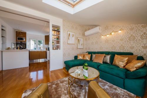 La Perla — 4-Star Luxury Hotel in Trogir, Croatia