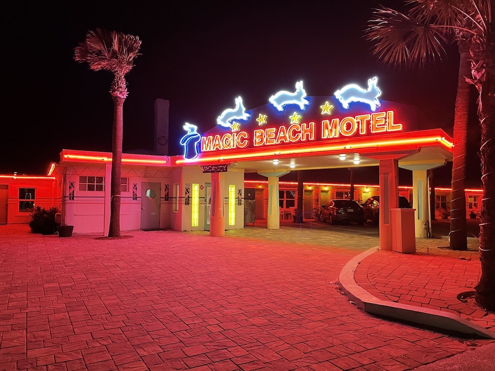 Magic Beach Motel - photo 44