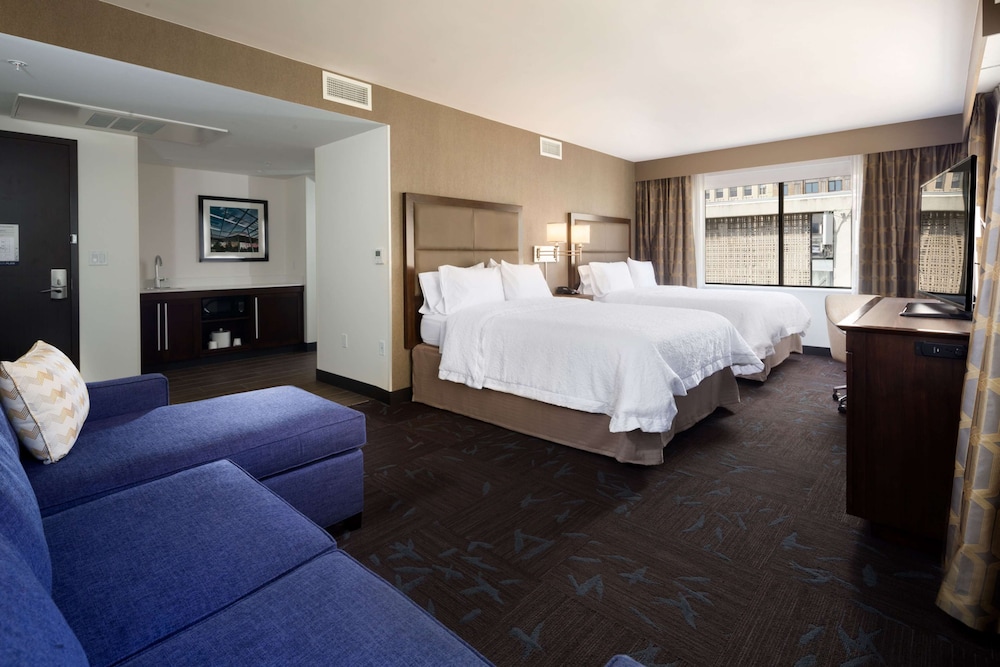Hampton Inn & Suites Dallas Downtown - photo 26