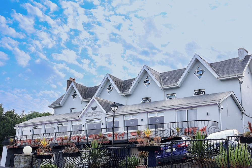 Bella Vista Hotel & Self Catering Suites