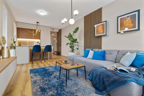 Golden Moon Apartment — 4-Star Luxury Hotel in Bratislava, Slovakia