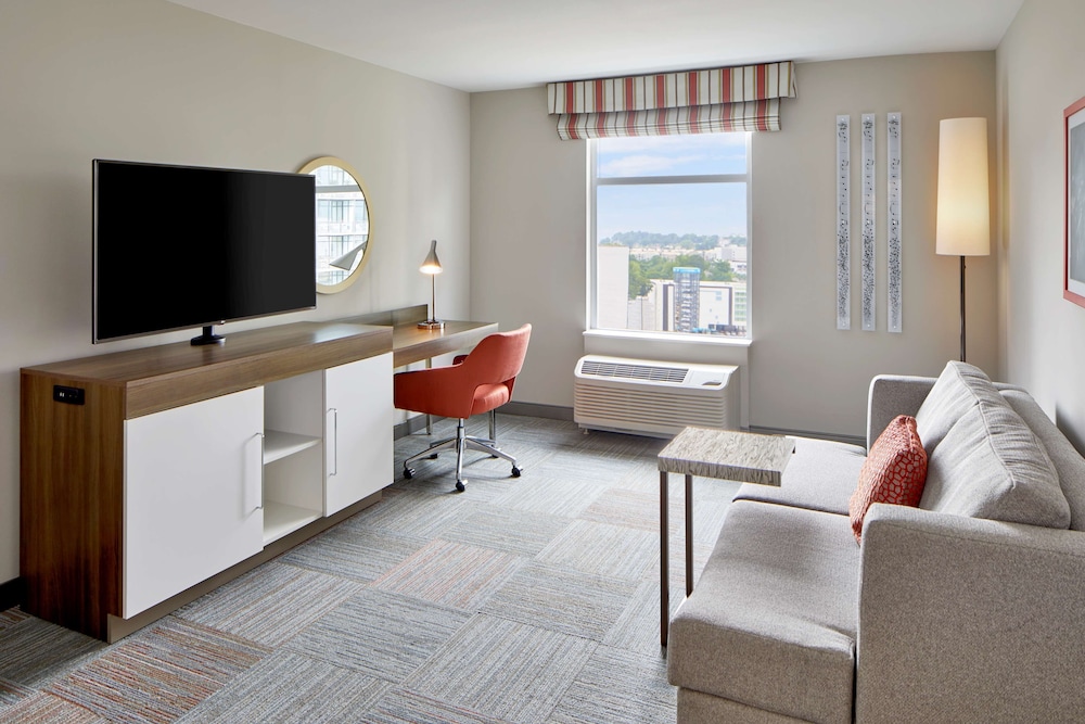 Hampton Inn & Suites Atlanta Midtown - photo 11