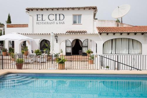 El Cid Hotel Restaurant & Bar