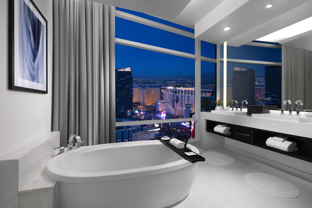 Aria Sky Suites - photo 22