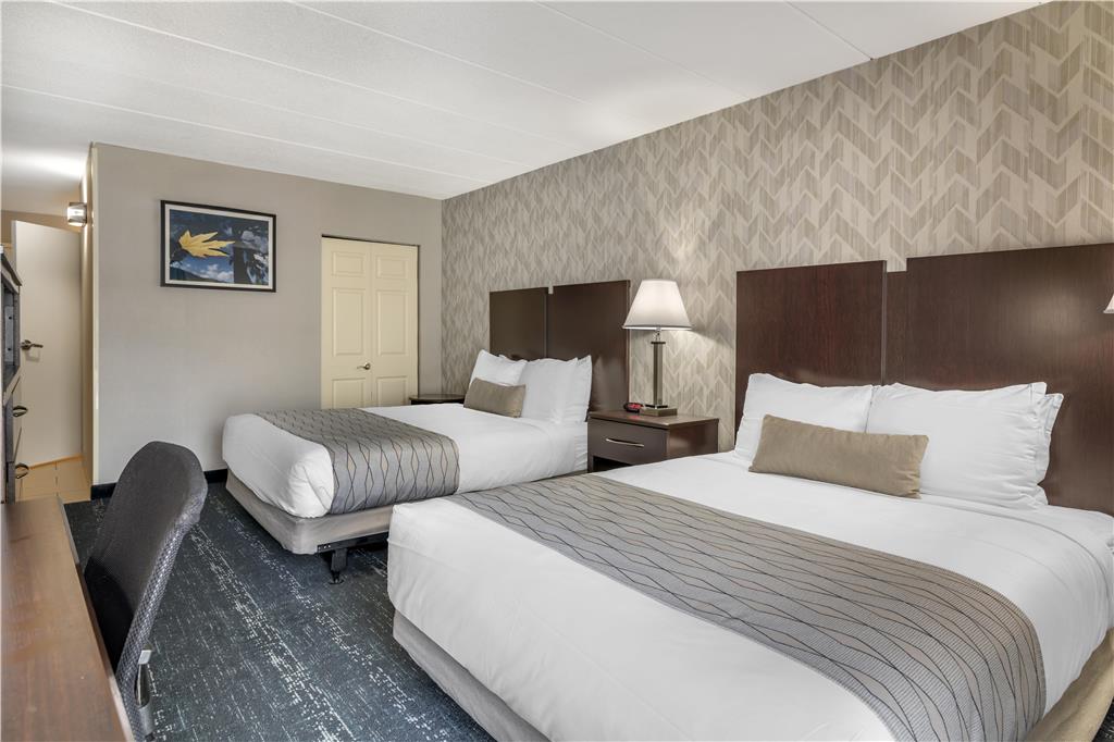 Best Western Plus Keene Hotel - photo 39