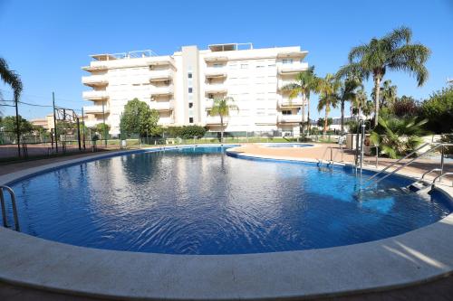 Atico Con Piscina En Excelente Urbanizacion by Hometels — hotel in Canet D'en Berenguer