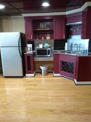 Southern Comfort Suites - photo 11