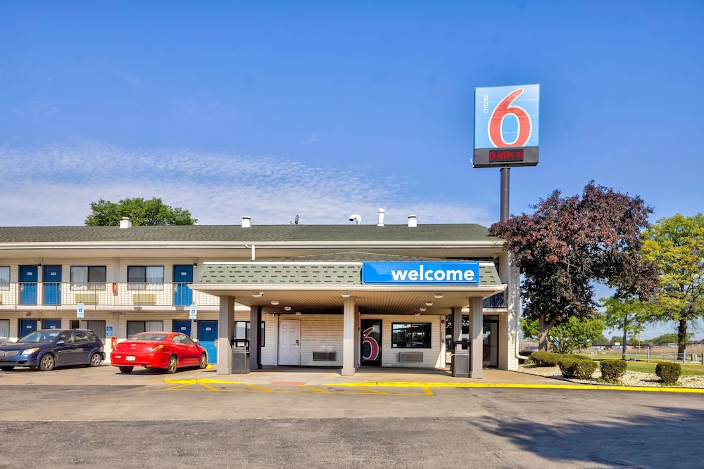 Motel 6 Hammond IN Chicago Area - featured photo
