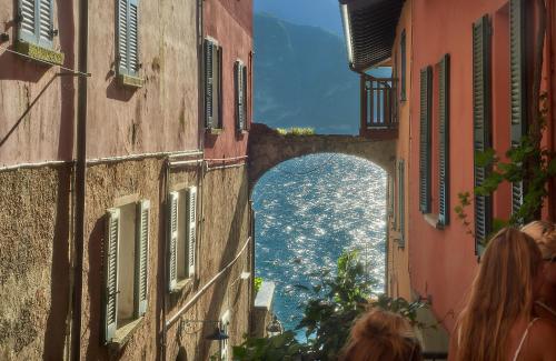 Casa di Mezzo Historic centre of VARENNA Lake Como — 4-Star Luxury Hotel in Varenna, Italy