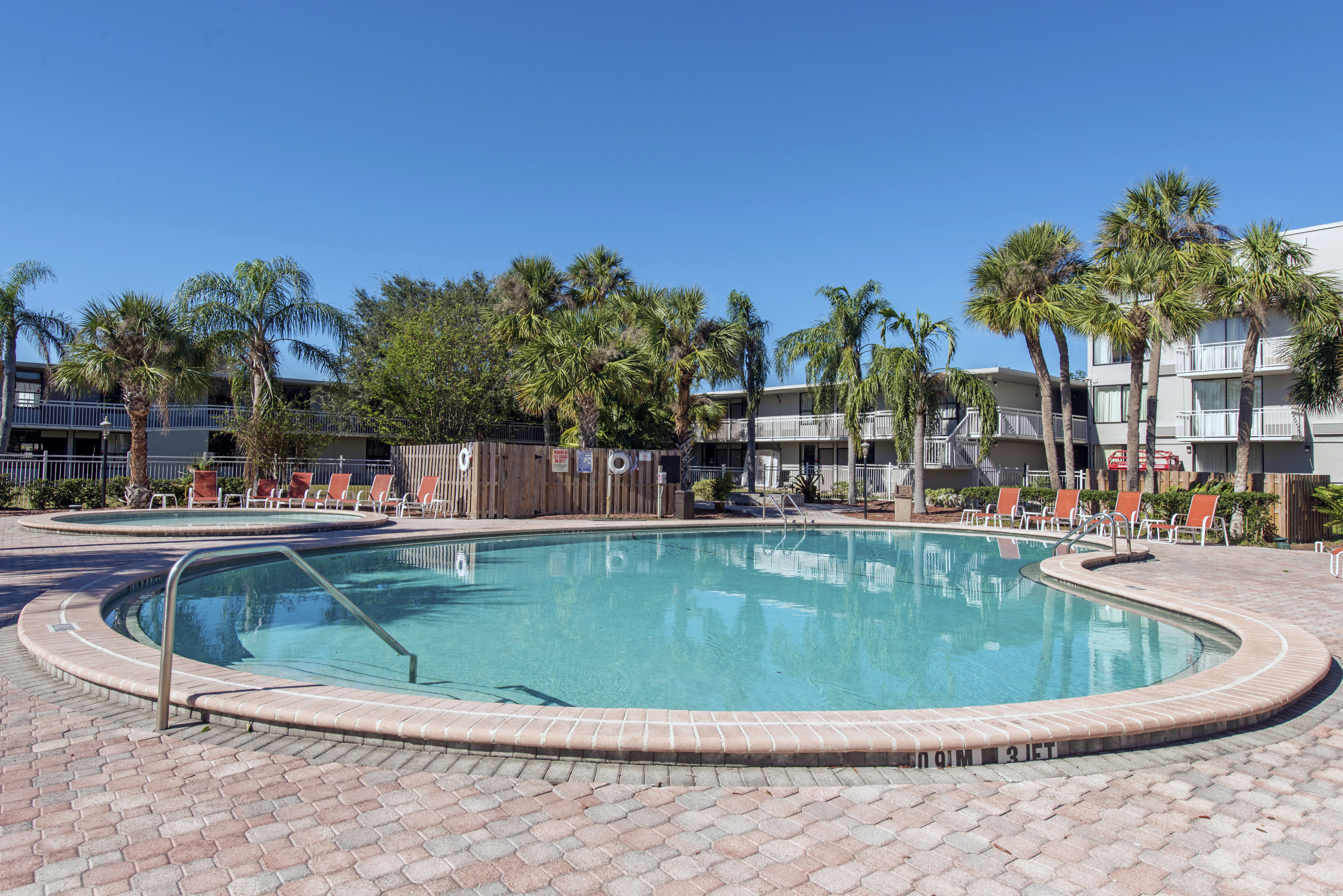 Econo Lodge Orlando Airport - photo 14
