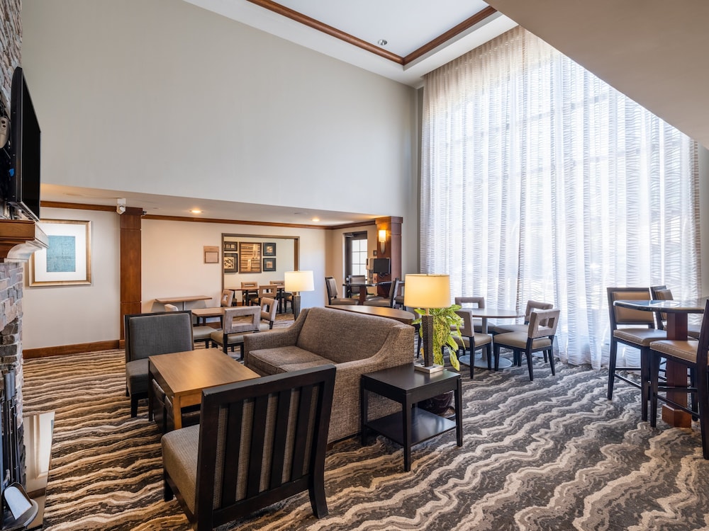 Staybridge Suites Milwaukee Airport South by IHG - photo 55