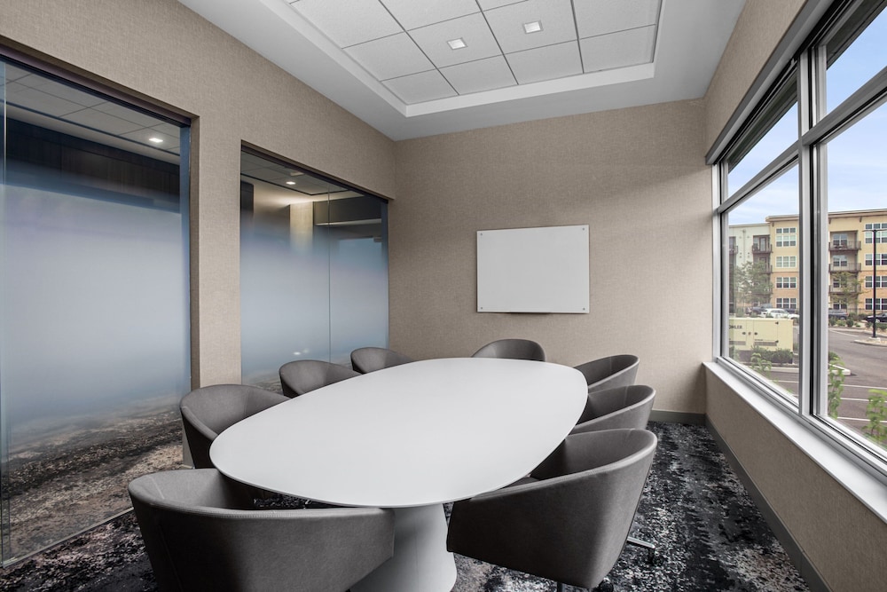 AC Hotel Pittsburgh Southpointe - photo 24