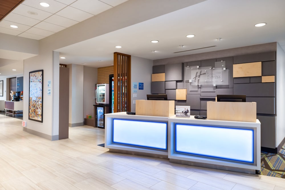 Holiday Inn Express & Suites Romeoville Joliet North by IHG - photo 45