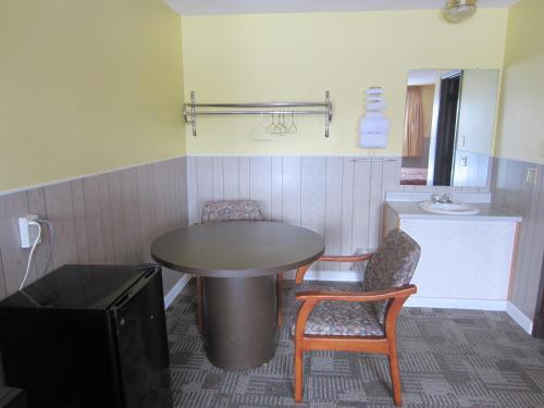 Cloud 9 Motel - photo 33