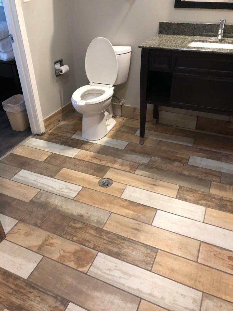 Deerfield Inn & Suites - photo 29