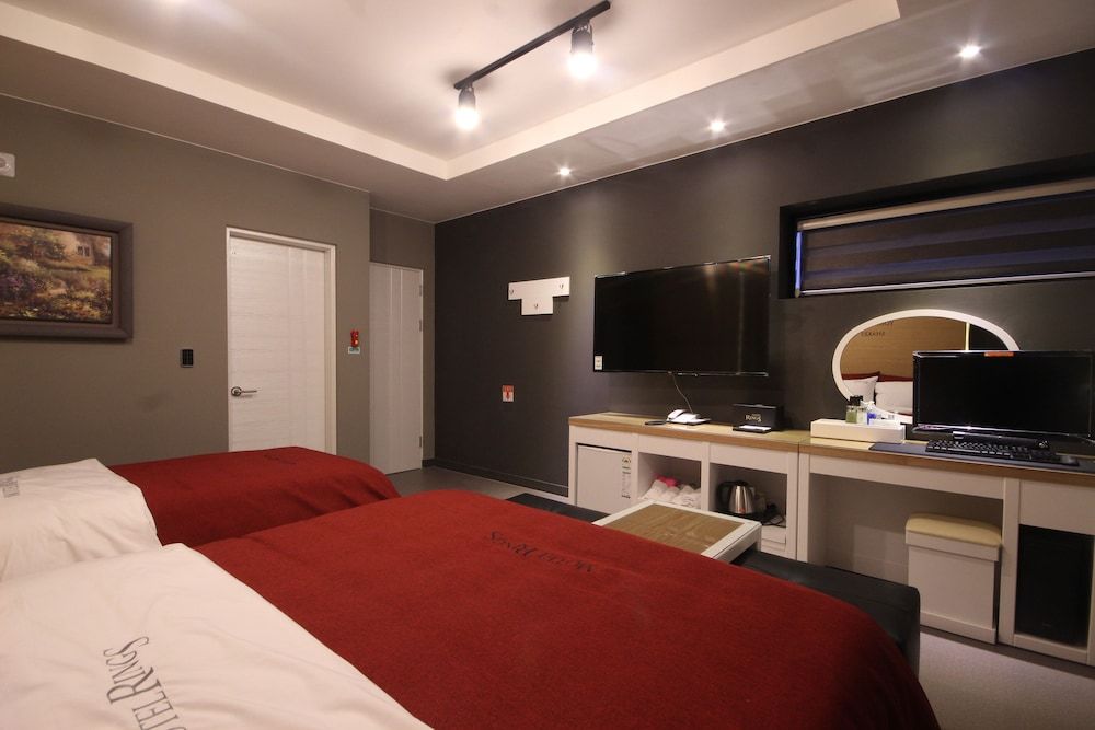 Rings Hotel in Gunsan, South Korea