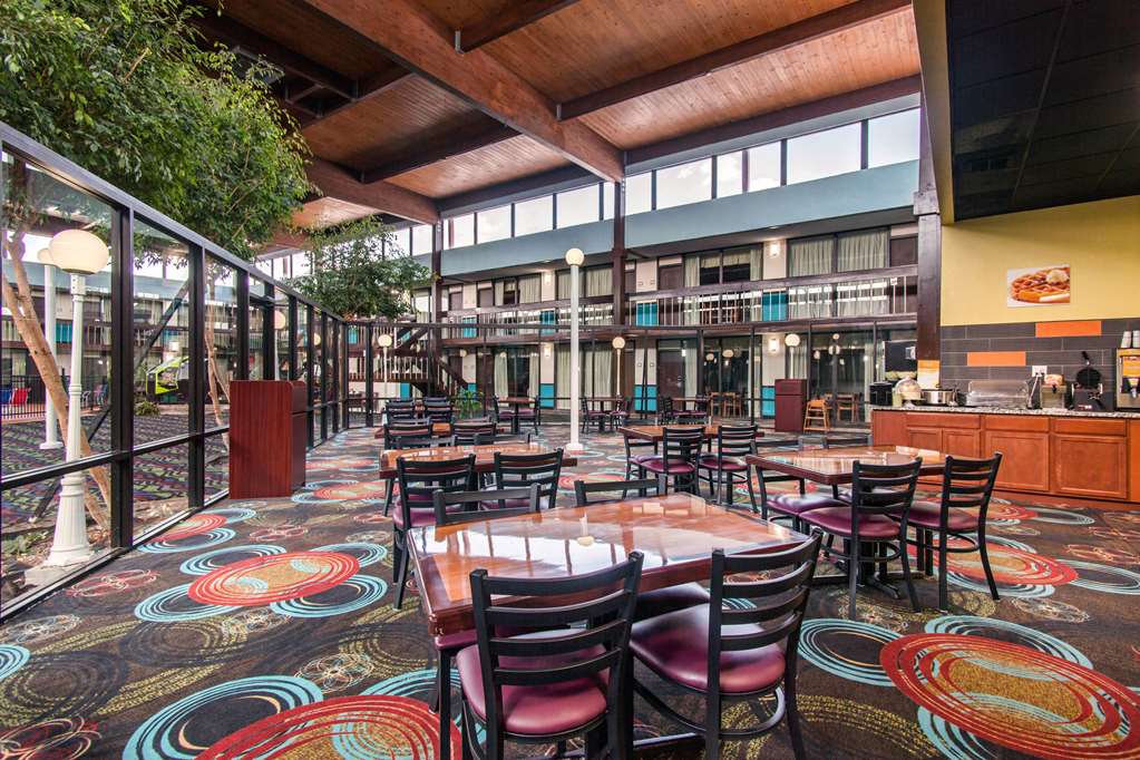 Quality Inn Arkansas City North - photo 26