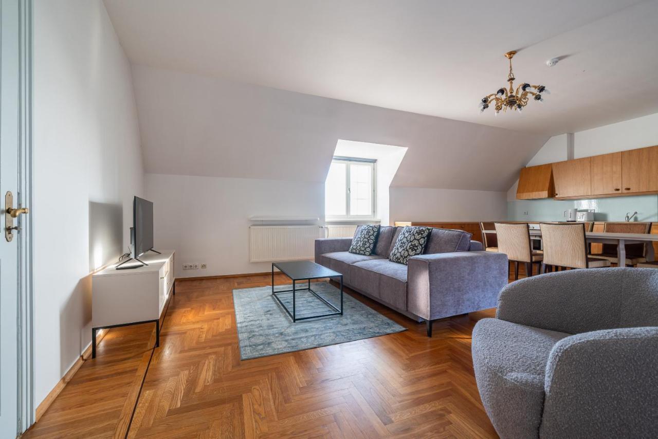 Old Town Toompea Apartment