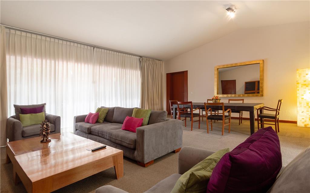 Presidential Suite common area