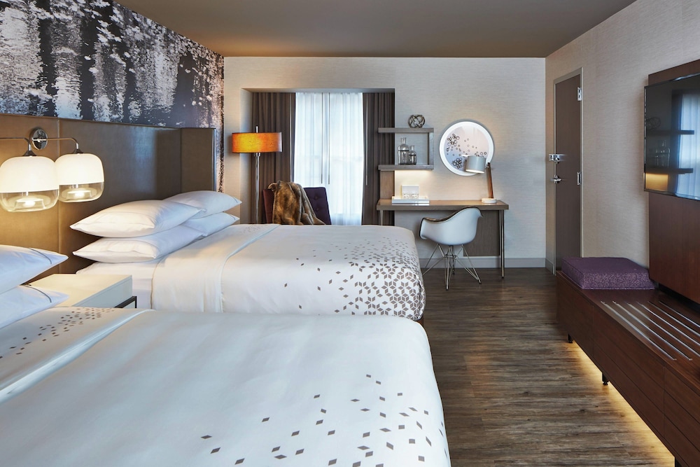 The Del Monte Lodge Renaissance Rochester Hotel & Spa - photo 15